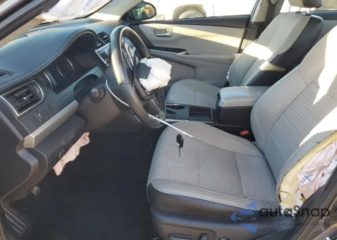 2015 Toyota Camry Le z USA, uszkodzony, nr VIN 4T1BF1FK4FU099361